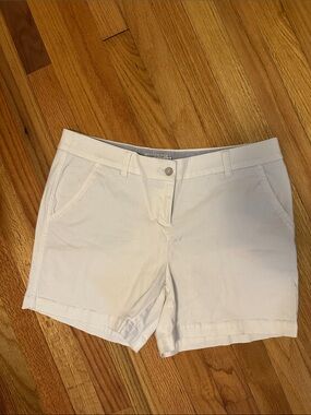 Southern Tide White Women's Bermuda Shorts
